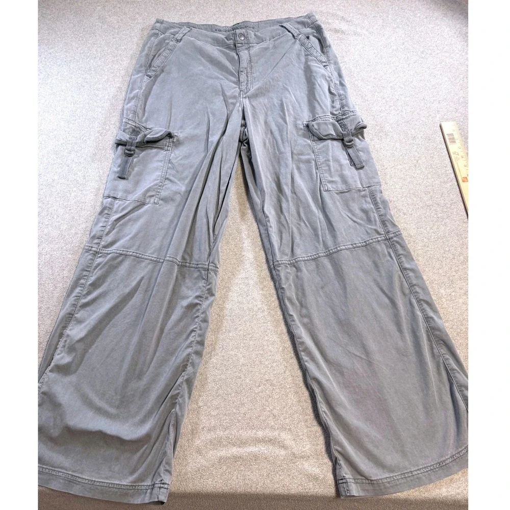 American Eagle Cargo Pants Womens Sz 16 Gray Wide Leg Utility Pockets Casual Y2K